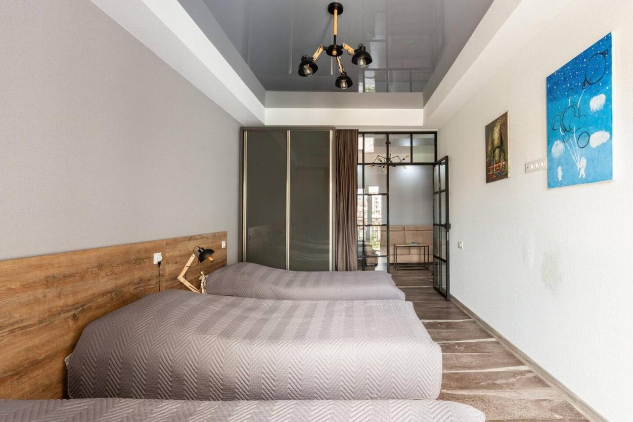 Veli Group Apartment In Old City Κουτάισι Εξωτερικό φωτογραφία